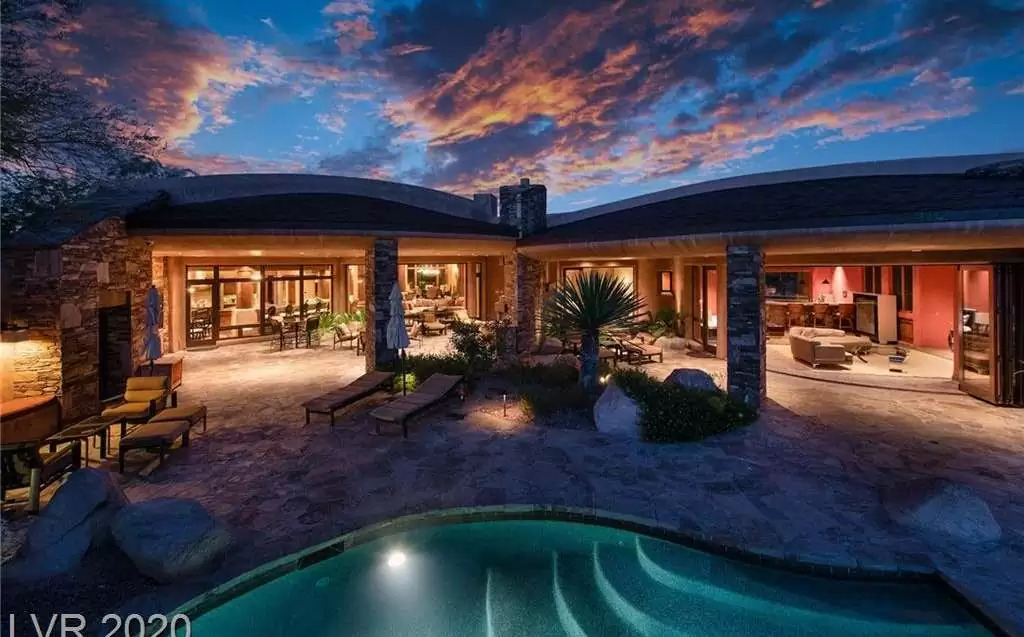 Luxury home in El Macero